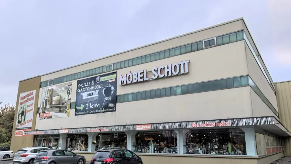 Möbel SCHOTT